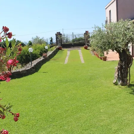 Gospodarstwo agroturystyczne Il Giardino Degli Ovali *