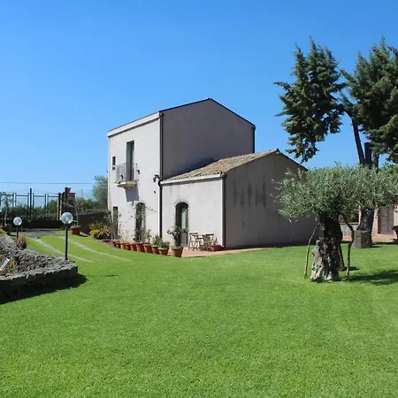 Il Giardino Degli Ovali Gospodarstwo agroturystyczne Fiumefreddo di Sicilia