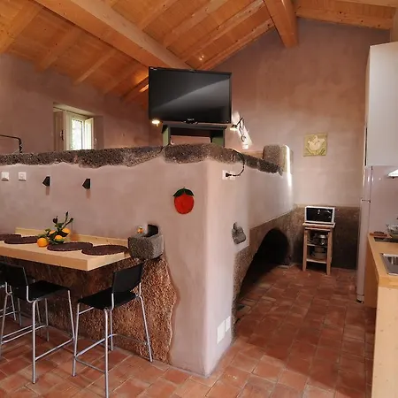 Il Giardino Degli Ovali Farm stay Fiumefreddo di Sicilia